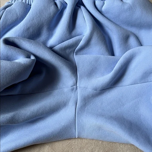 Comfrt Collection Pastel Edit Periwinkle Joggers. Size Medium - Picture 7 of 11